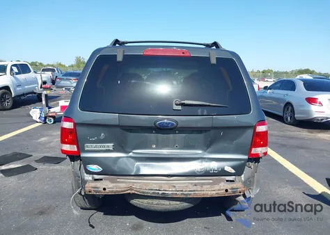 2008 Ford Escape Xlt z USA, uszkodzony, nr VIN 1FMCU03Z38KB76001
